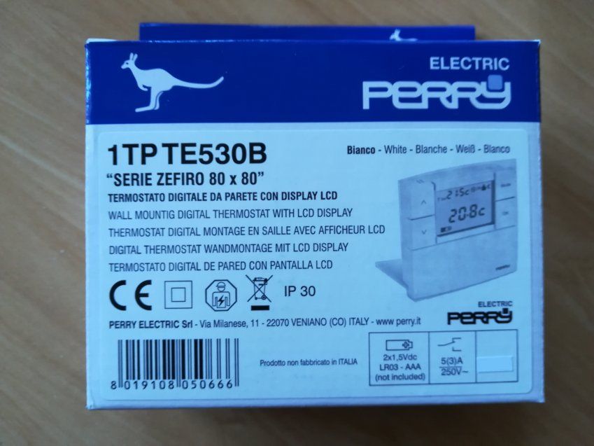 PERRY Termostato Digital pared, con pantalla LCD 1TPTE530B